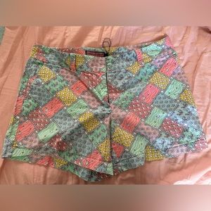Vineyard vines patchwork shorts like new condition.